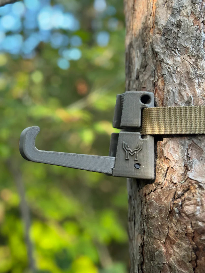 Folding Bow Hook by Meredith Solutions